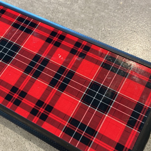 iPhone case - Picture 2 of 3